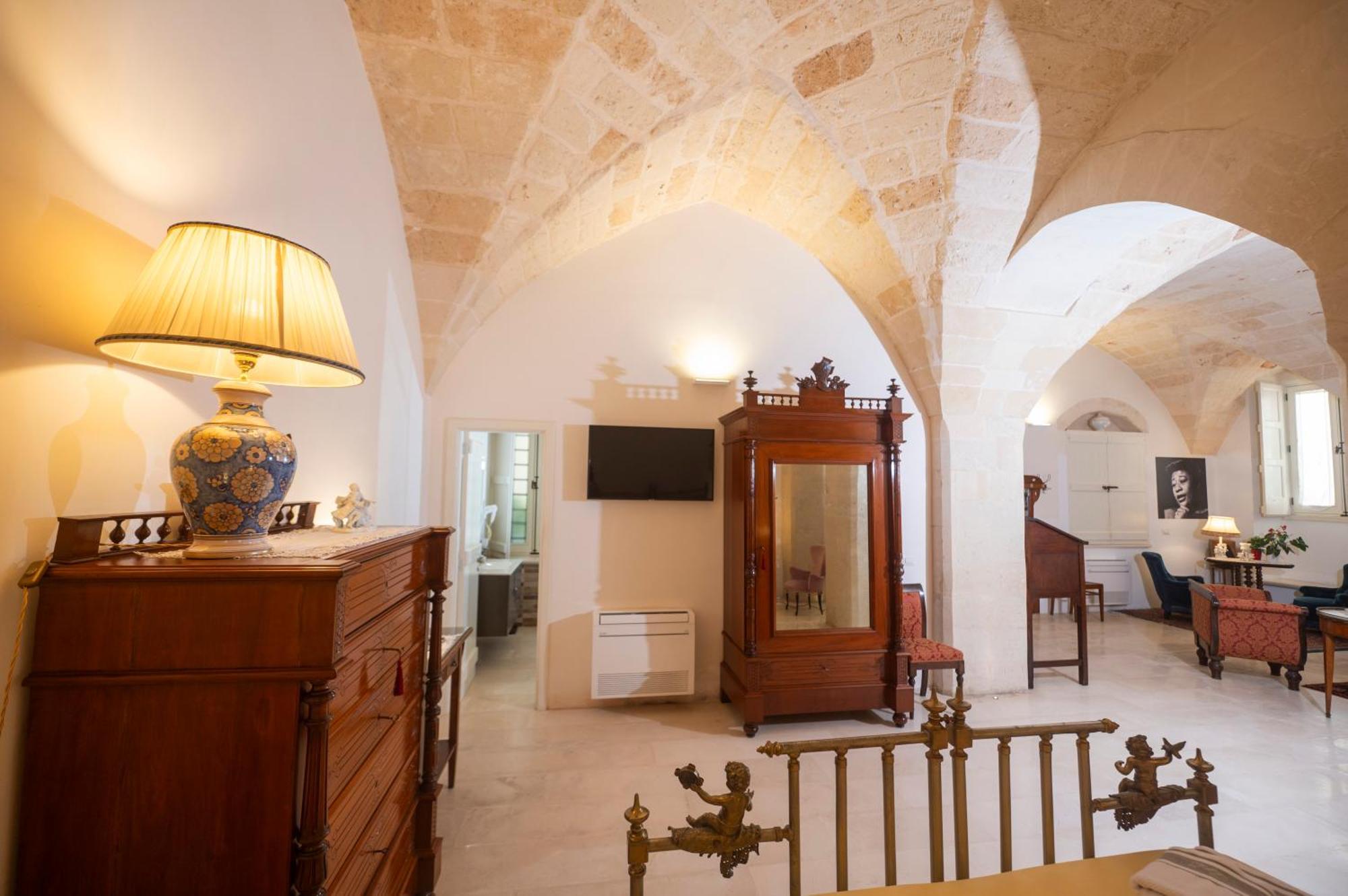 Basseo33 Suite Lecce Buitenkant foto