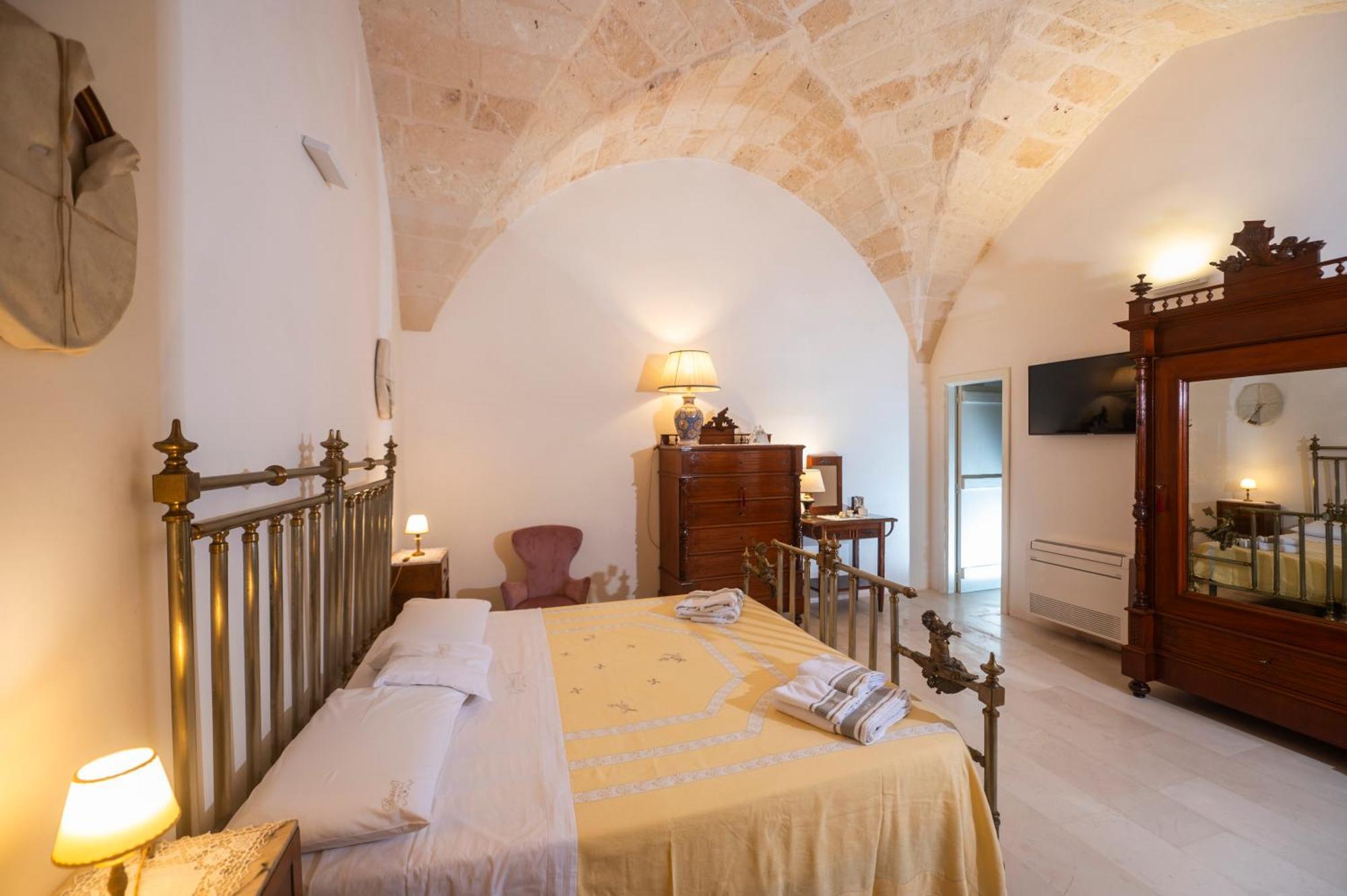 Basseo33 Suite Lecce Buitenkant foto
